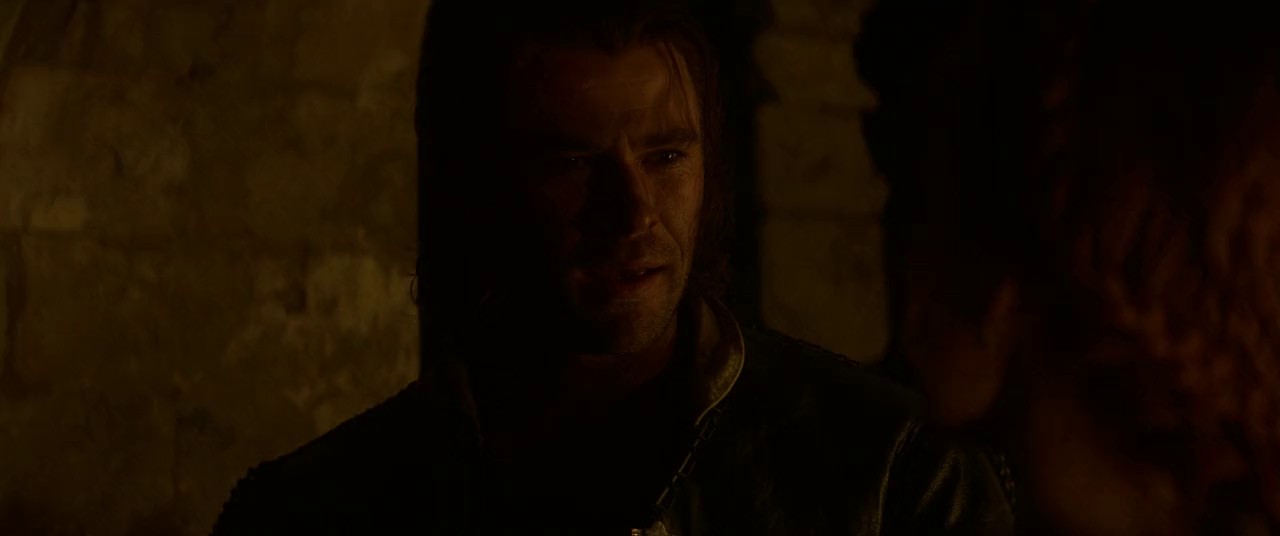 The Huntsman Winter's War (2016) BluRay Hindi + English 720p x264 AVC HE-AAC 2.0 ESub B4uHD.mkv.0001